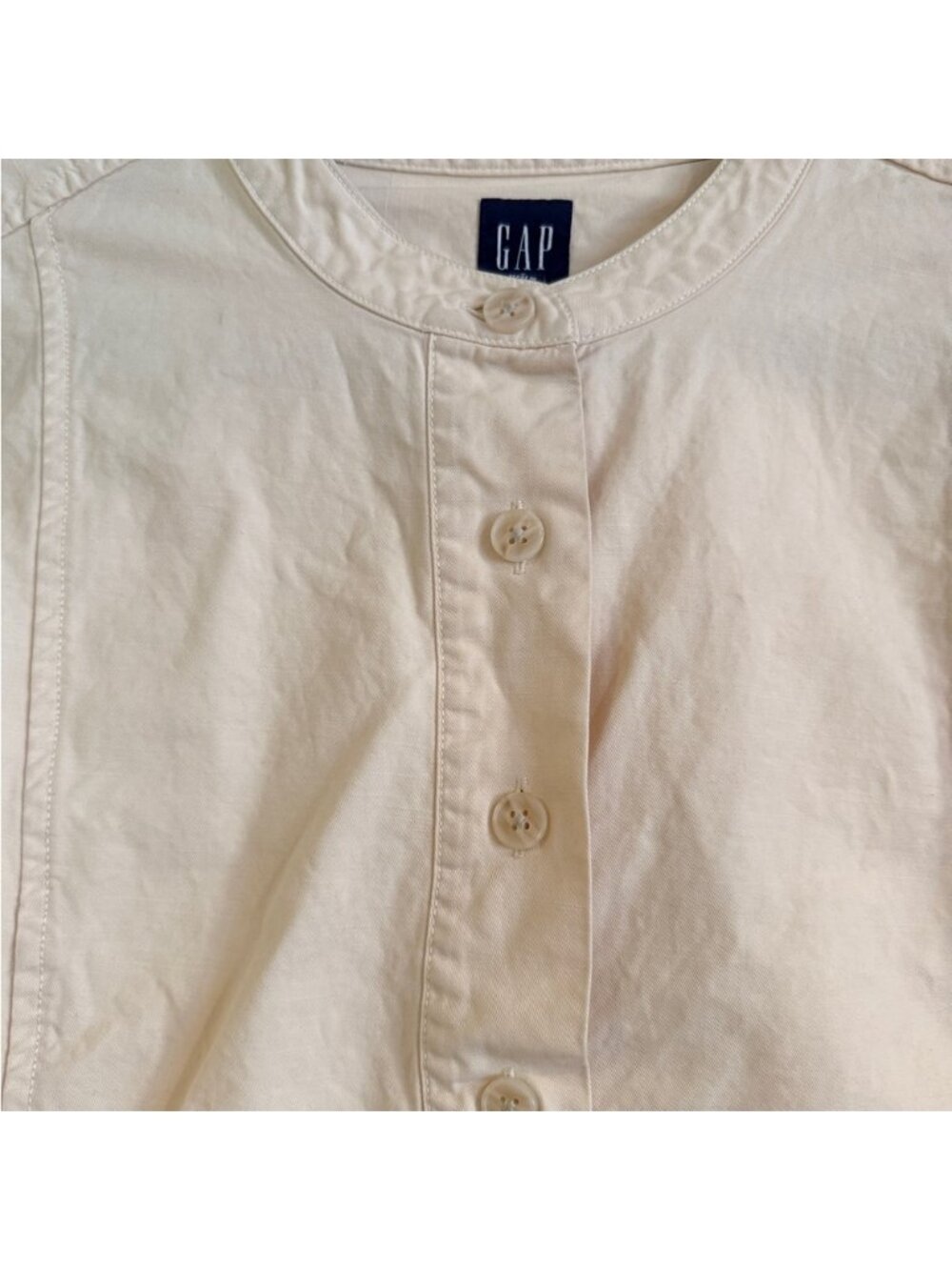 GAP Cream Button-Front Pullover - Picture 3 of 5